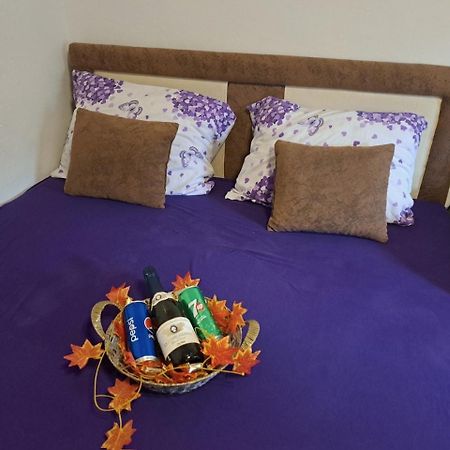Apartman En Dusanovac Dış mekan fotoğraf