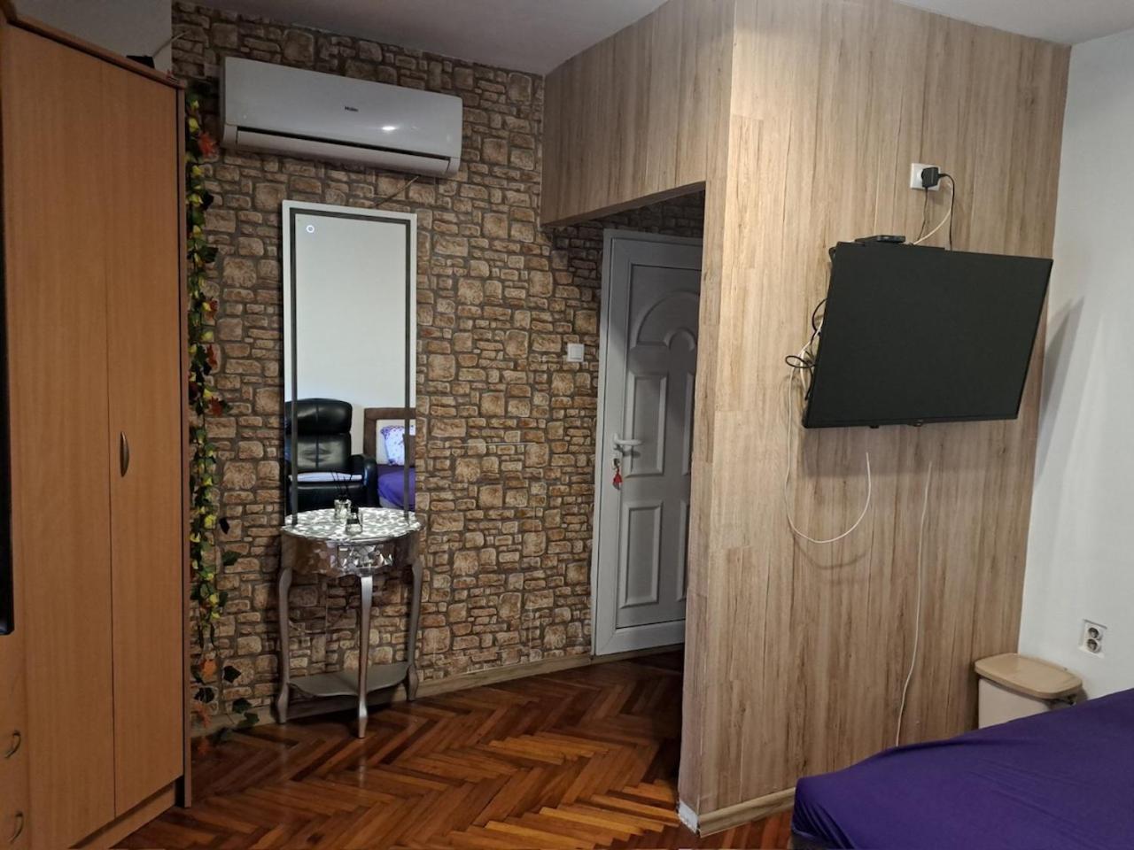 Apartman En Dusanovac Dış mekan fotoğraf